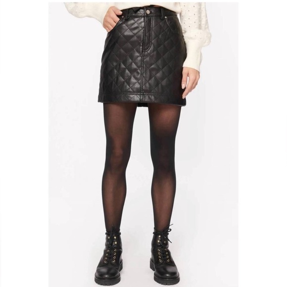 Cami NYC Black “Macy” Quilted Faux Leather Mini Skirt Size 2 New Without Tags! - Picture 5 of 10